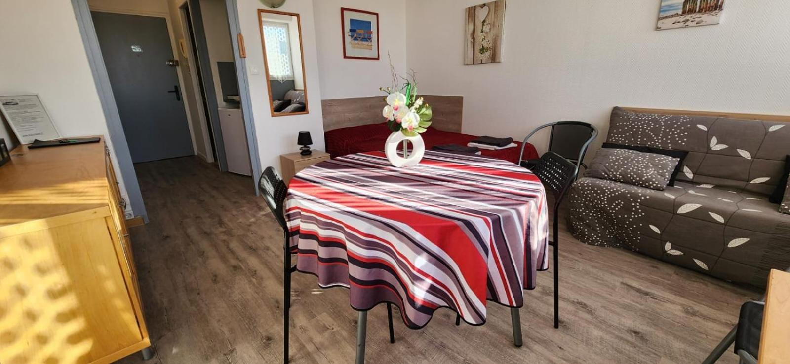Studio Proche Chu Bordeaux Dış mekan fotoğraf